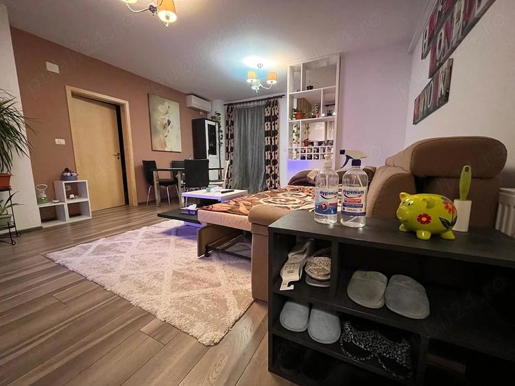 Apartament cu 2 camere semidecomandat, mobilat în Aradului