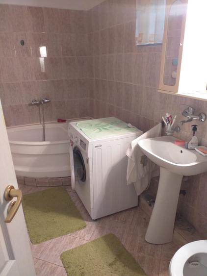 Casă individuală cu 3 camere cu Canalizare în Unirii