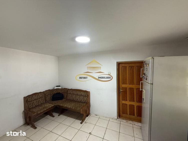 Casă cu 4 camere cu Teren 760 Mp în CFR