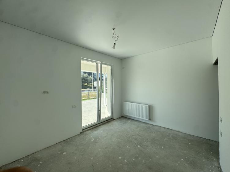 Apartament cu 2 camere decomandat în Mamaia-Sat