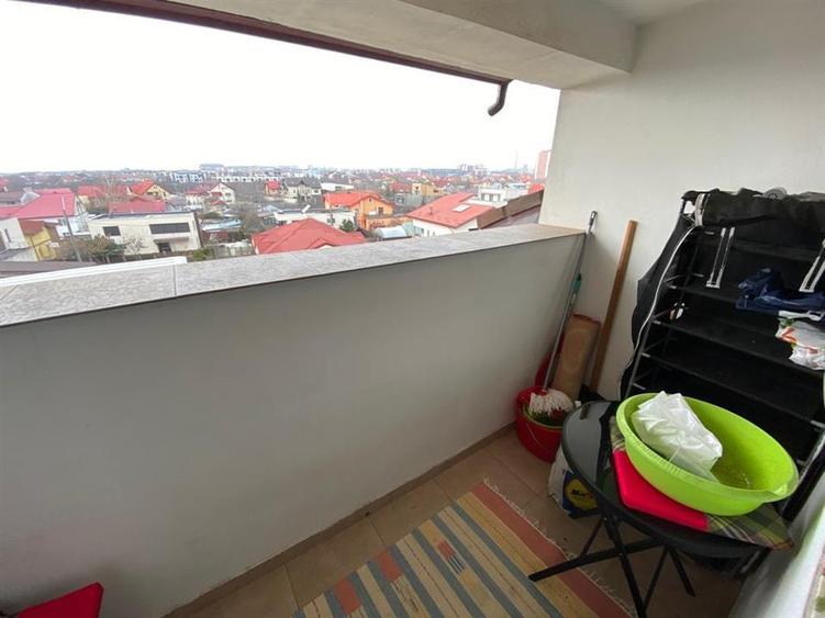 Apartament cu 2 camere semidecomandat în Prelungirea Ghencea