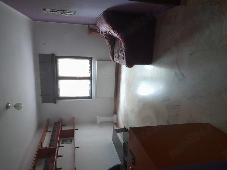 Apartament cu 3 camere decomandat în Spitalul Județean