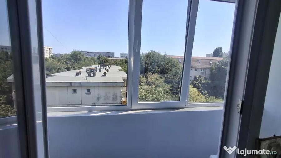 Apartament cu 2 camere decomandat în Berceni