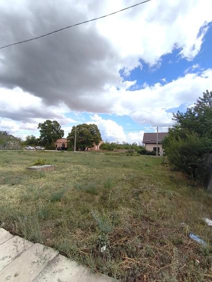 Teren intravilan de 30000 mp, în Călugăreni