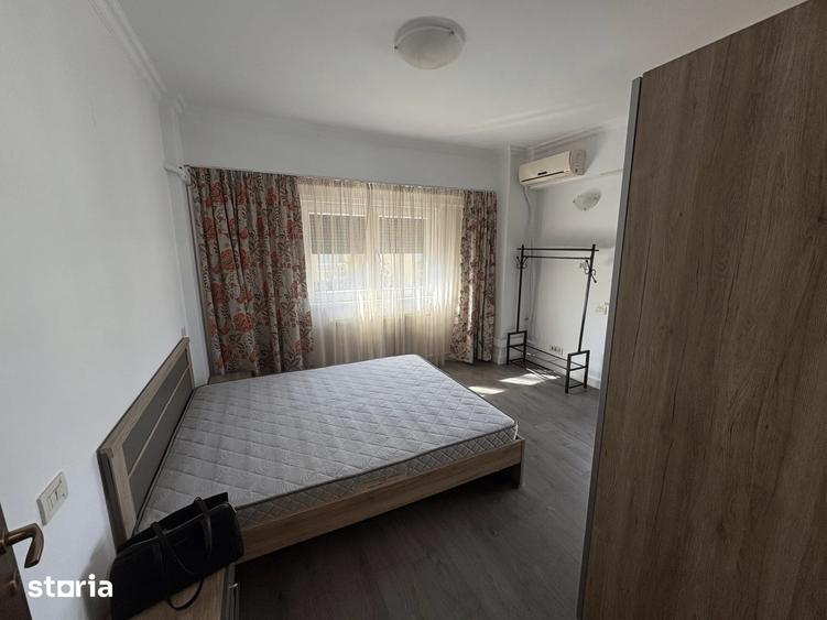 Apartament cu 3 camere semidecomandat, mobilat în Grozăvești