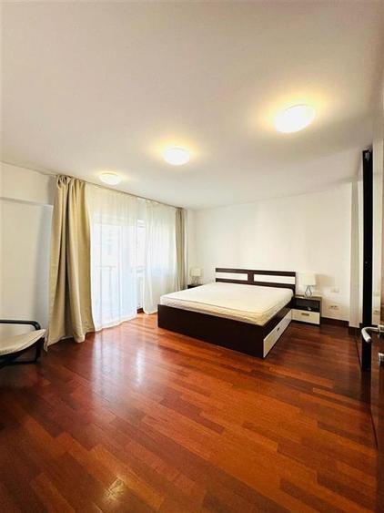 Apartament cu 2 camere decomandat, mobilat în Splaiul Unirii