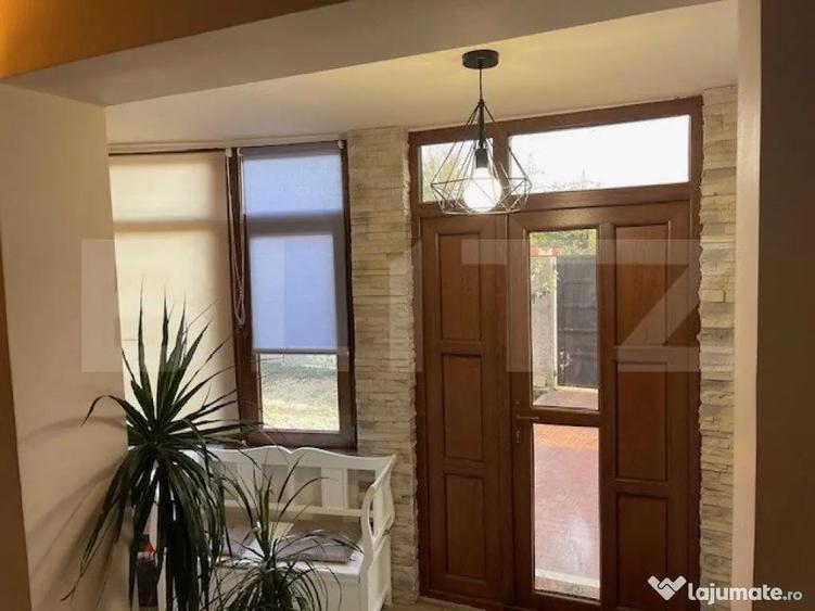 Casă cu 5 camere cu Teren 426 Mp în Lăpuș Argeș