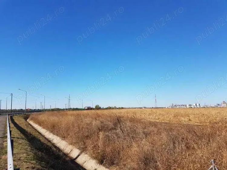Teren de 26800 mp, în Lehliu