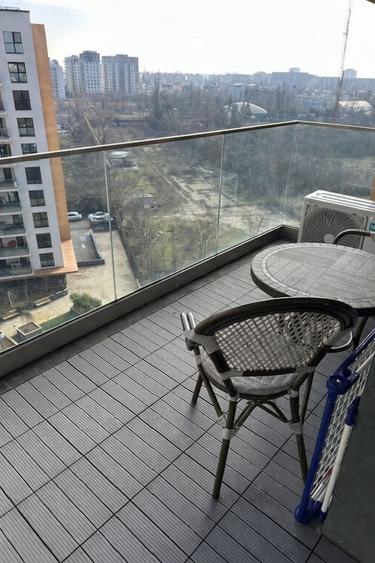 Apartament cu 3 camere, mobilat în Străulești
