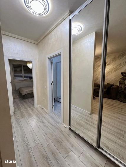 Apartament cu 2 camere decomandat în Roșu
