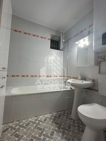 Apartament cu 2 camere semidecomandat, mobilat în Medicină