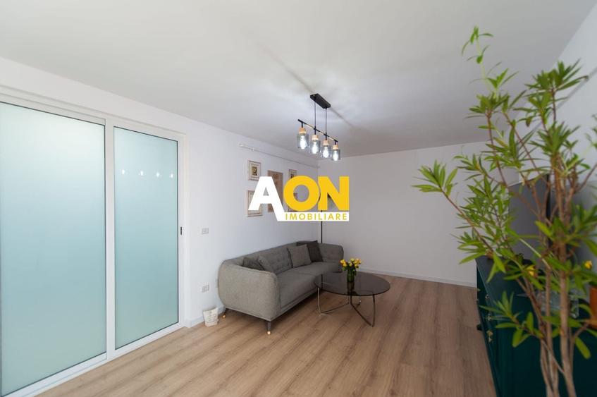 Apartament cu 3 camere decomandat, mobilat în Micești