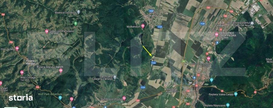 Teren de 7500 mp, în Vulcan