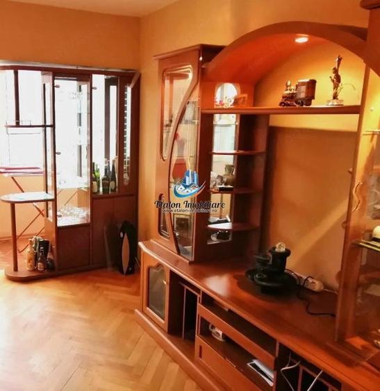 Apartament cu 2 camere decomandat în Precista