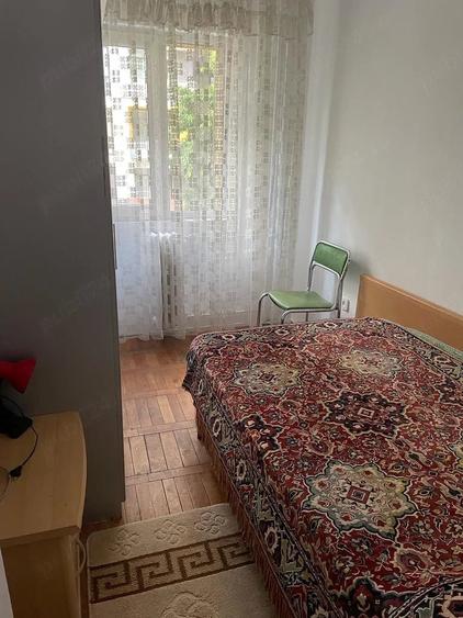 Apartament cu 2 camere semidecomandat în Tipografilor
