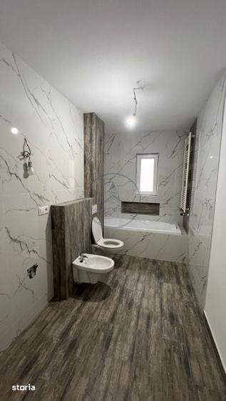 Apartament cu 4 camere în Central
