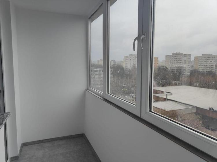 Apartament cu 3 camere în Baba Novac