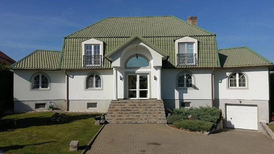 Casă cu Teren 2300 Mp în Bosanci