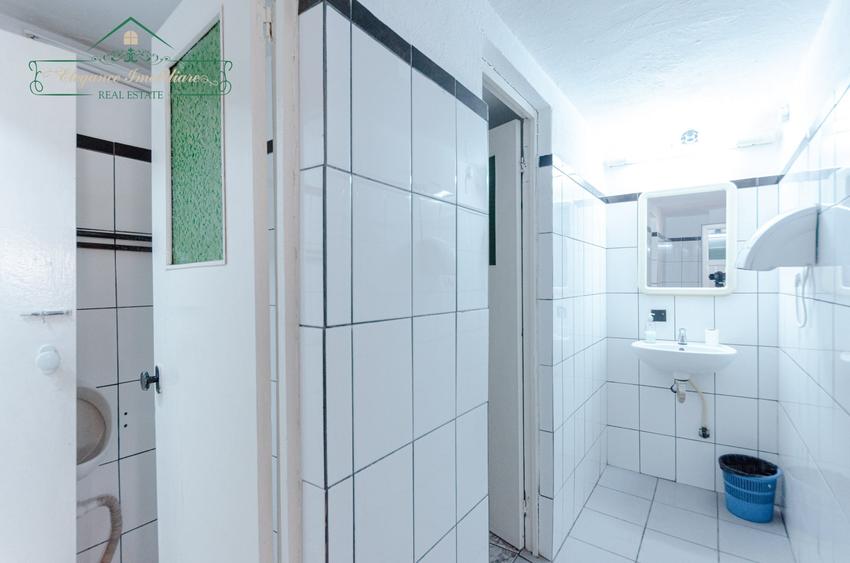 Hotel/Pensiune, de 695 mp, în Lipova