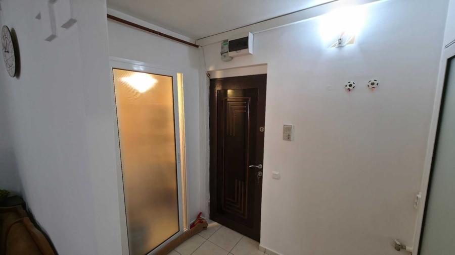 Garsonieră decomandată în Găvana