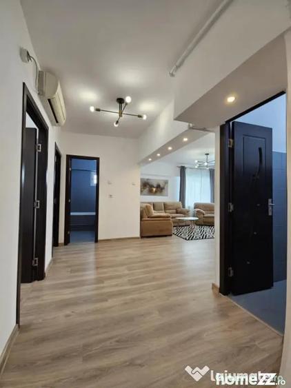 Apartament cu 4 camere decomandat în Dacia