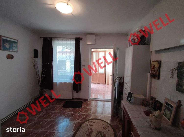 Casă cu 5 camere cu Teren 1249 Mp în Măieruș
