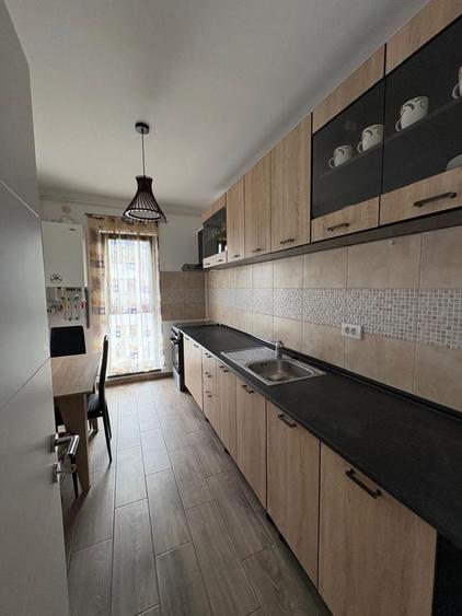 Apartament cu 2 camere decomandat în Cristian
