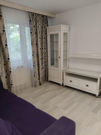 Apartament cu 2 camere semidecomandat în Tătărași