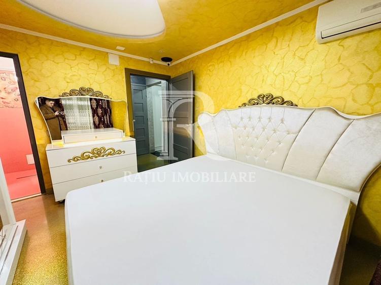 Casă individuală cu 5 camere cu Canalizare în Rogerius