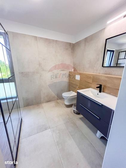 Casă cu 4 camere cu Teren 336 Mp în Corbeanca