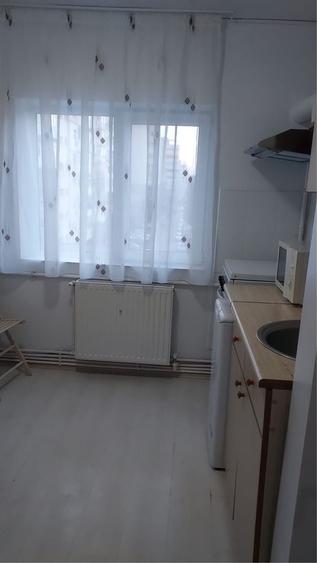 Garsonieră decomandată în Lacu