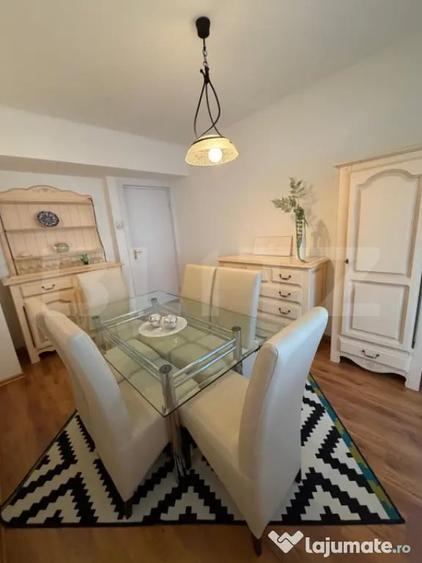 Apartament cu 4 camere decomandat în Ultracentral