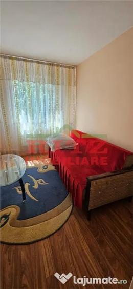 Apartament cu 3 camere nedecomandat în Central