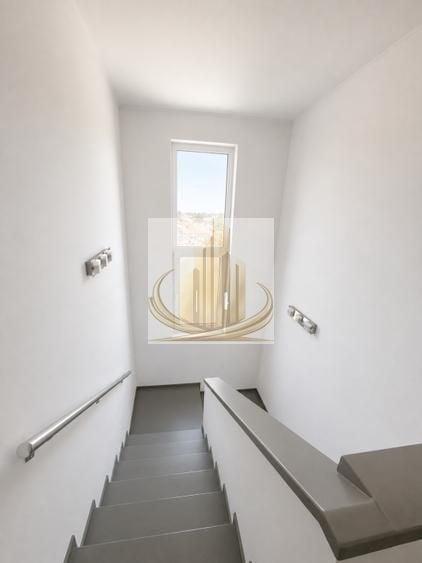 Duplex cu 5 camere cu Canalizare în Dumbrăvița