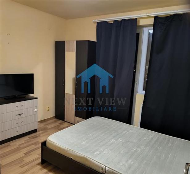 Apartament cu 2 camere decomandat în Dâmbul Rotund