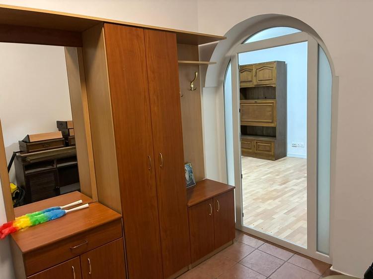 Casă individuală cu 5 camere cu Teren 125 Mp în Turda