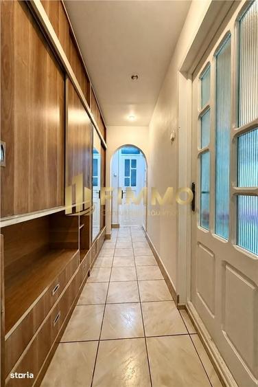 Apartament cu 3 camere decomandat în Obcini