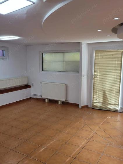 Spațiu comercial, 90 mp în Central