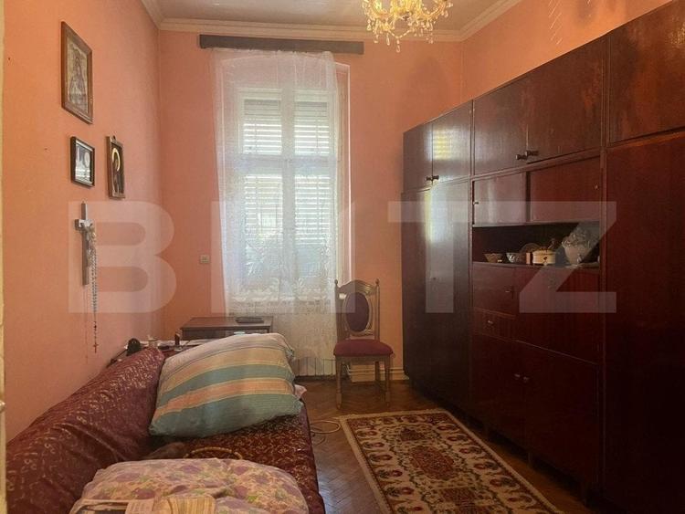 Casă cu 3 camere, 161 mp, cu curte comună, zona-ultracentral - 4