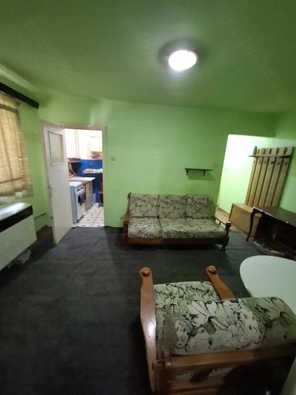 Apartament cu 2 camere nedecomandat în Govândari