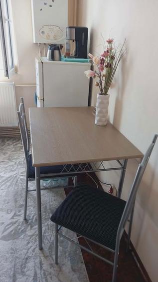 Apartament cu 2 camere nedecomandat în Central