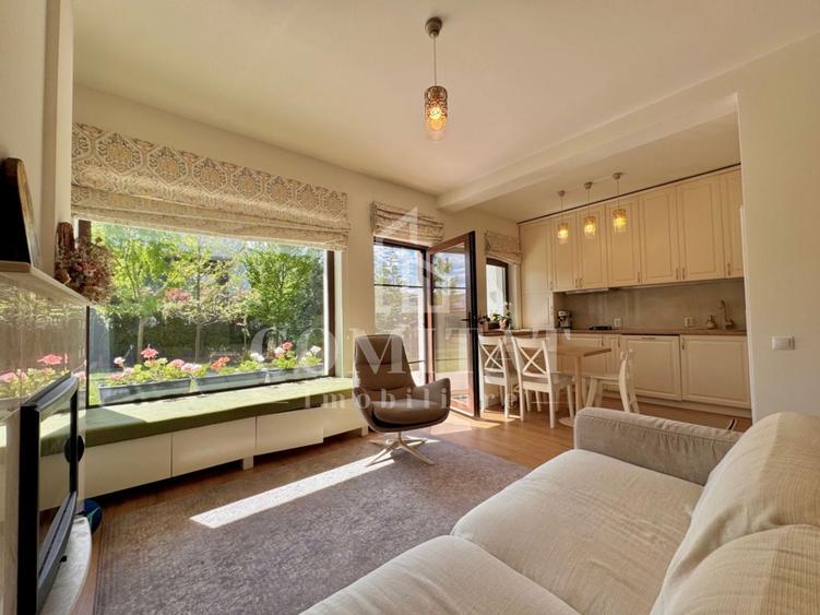 Duplex cu 4 camere cu Canalizare în Florești