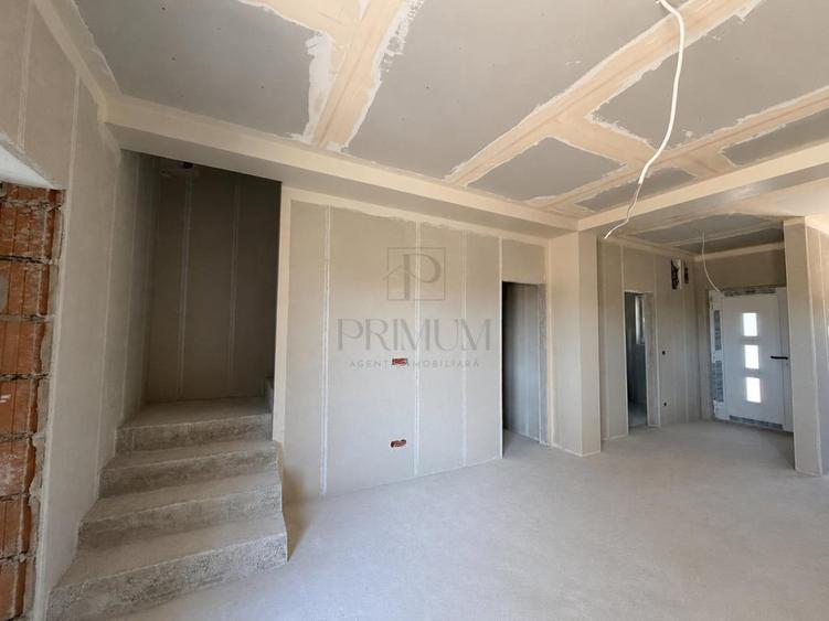 Duplex superb - zona foarte buna - in spate la LIDL ( COMISI - 11