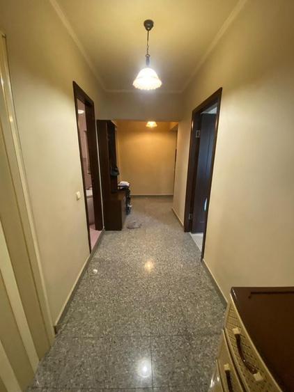 Apartament cu 2 camere decomandat în Olteniței