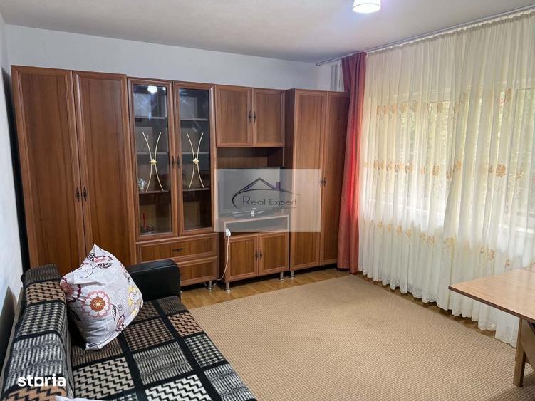 Apartament cu 2 camere decomandat în Zorilor