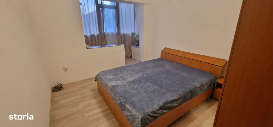 Apartament cu 2 camere decomandat în Viziru 3