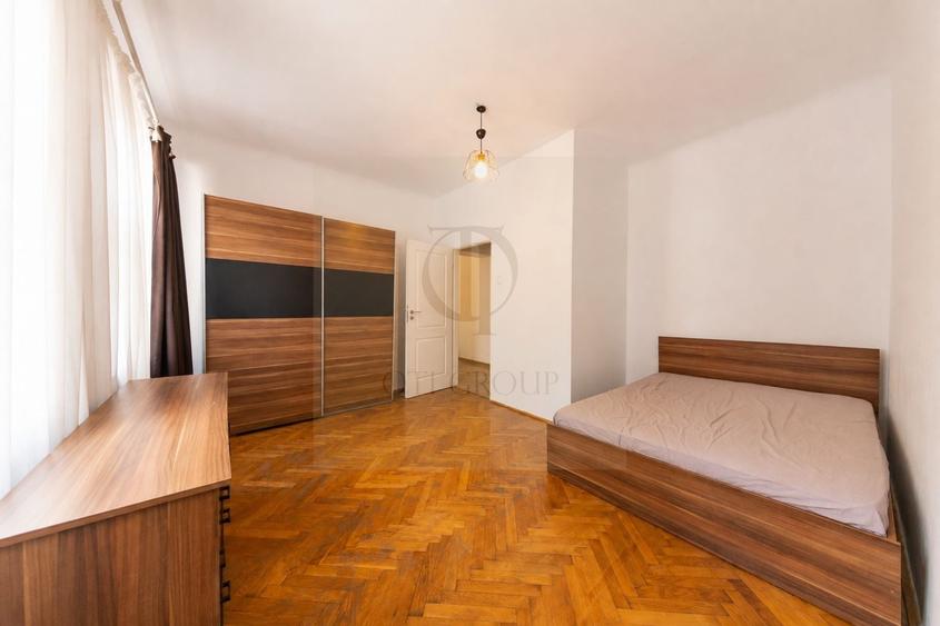 Apartament cu 3 camere semidecomandat, mobilat în Mănăștur