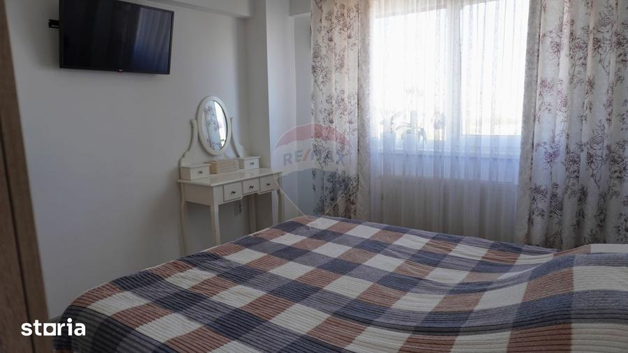 Apartament cu 3 camere decomandat în Dârste