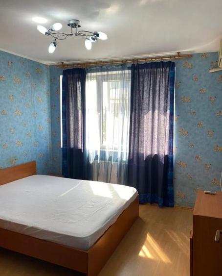 Apartament 2 camere, semidecomandat, 51 mp, balcon, ac, metrou aproape, 1 Mai - 1