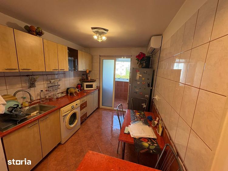 Apartament cu 3 camere în Sălăjan
